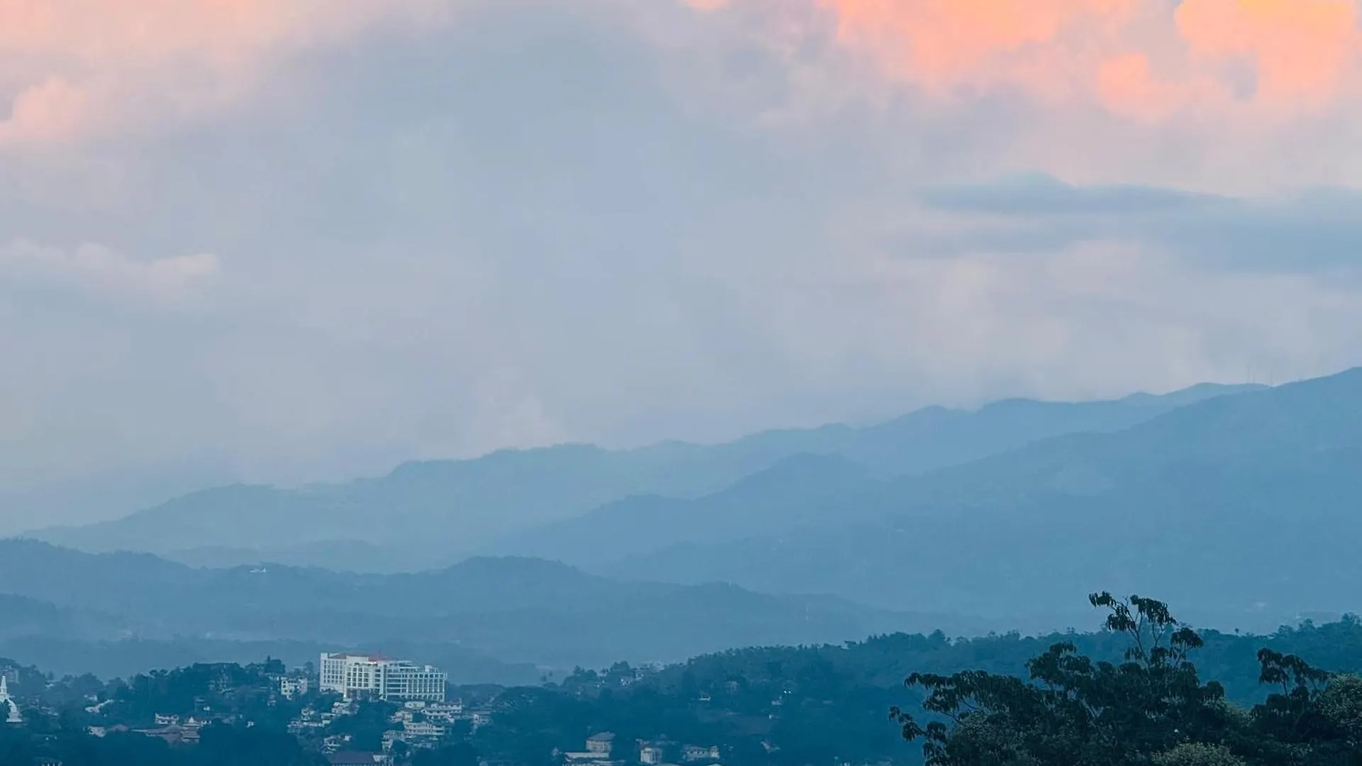 Bed & Breakfast Kandy Alpine Breeze
