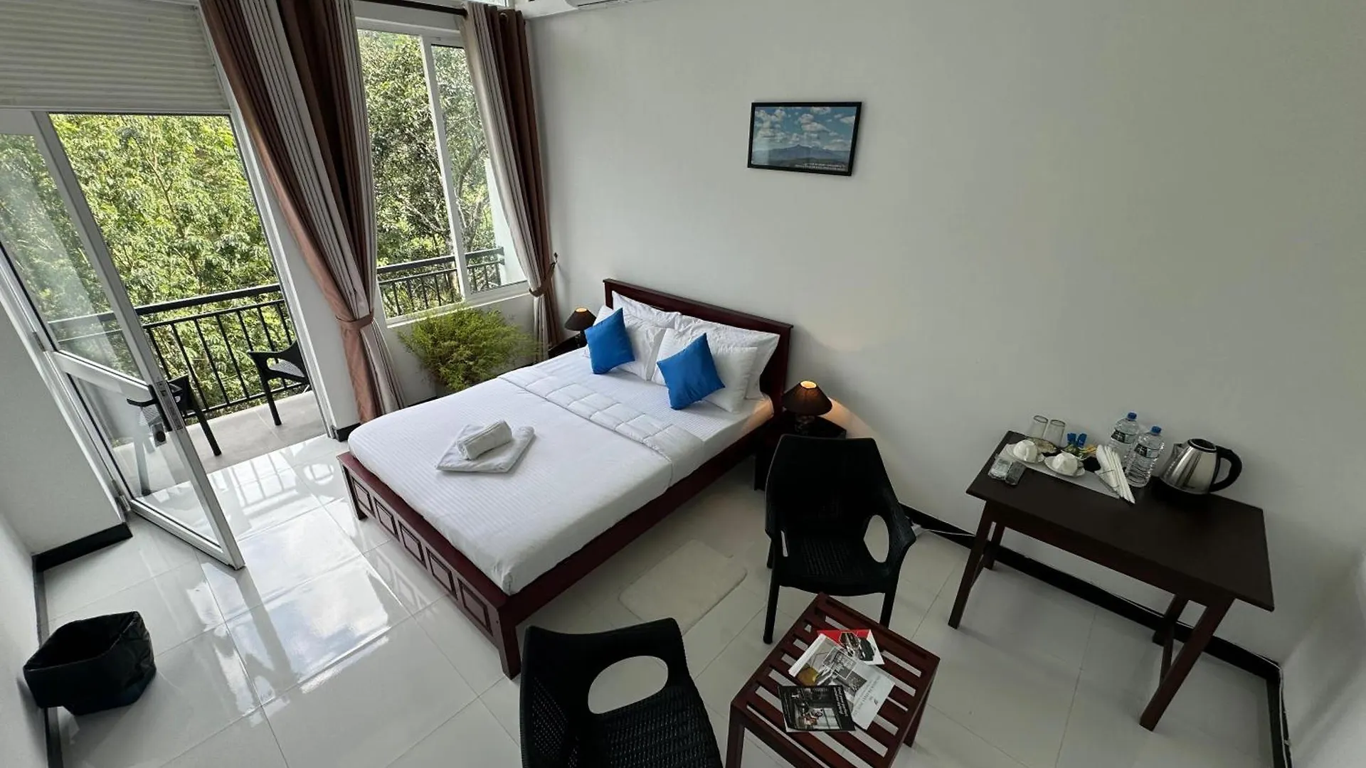 Bed & Breakfast Kandy Alpine Breeze