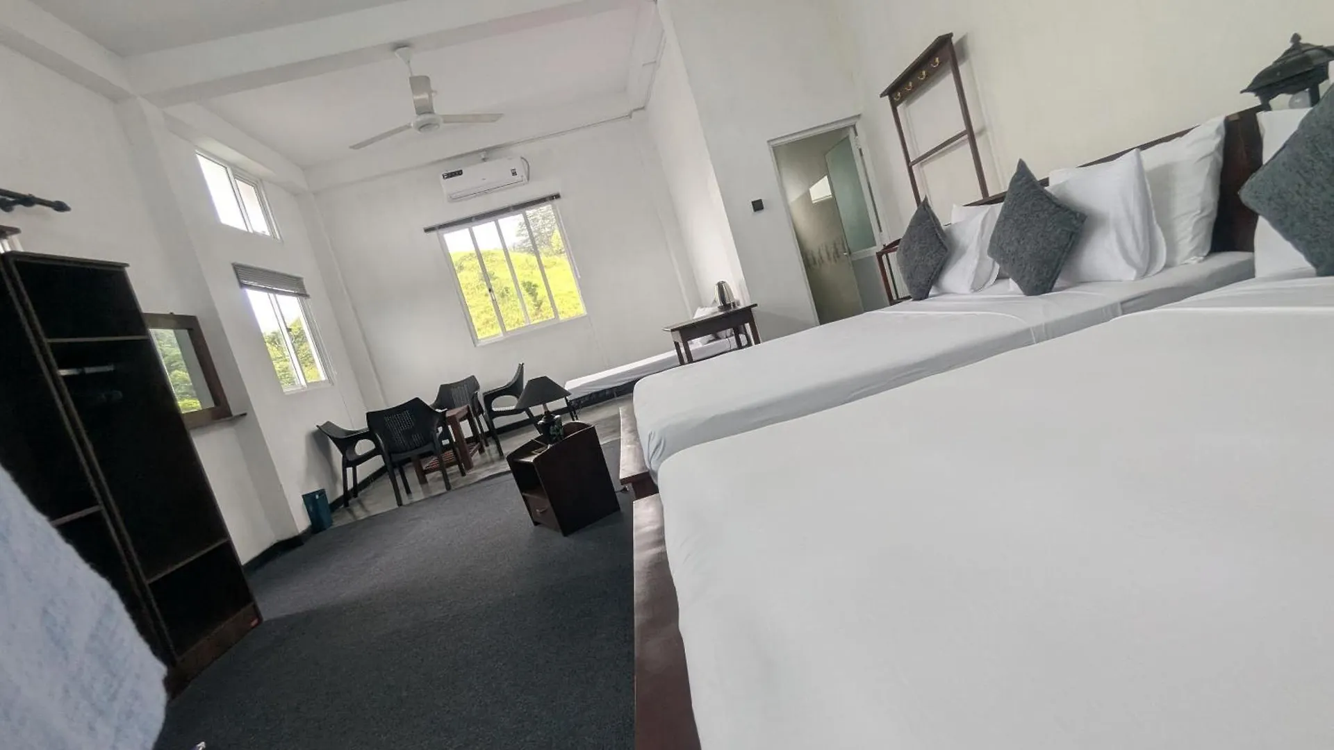 Bed & Breakfast Kandy Alpine Breeze