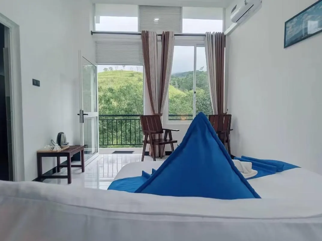 Kandy Alpine Breeze Bed & Breakfast