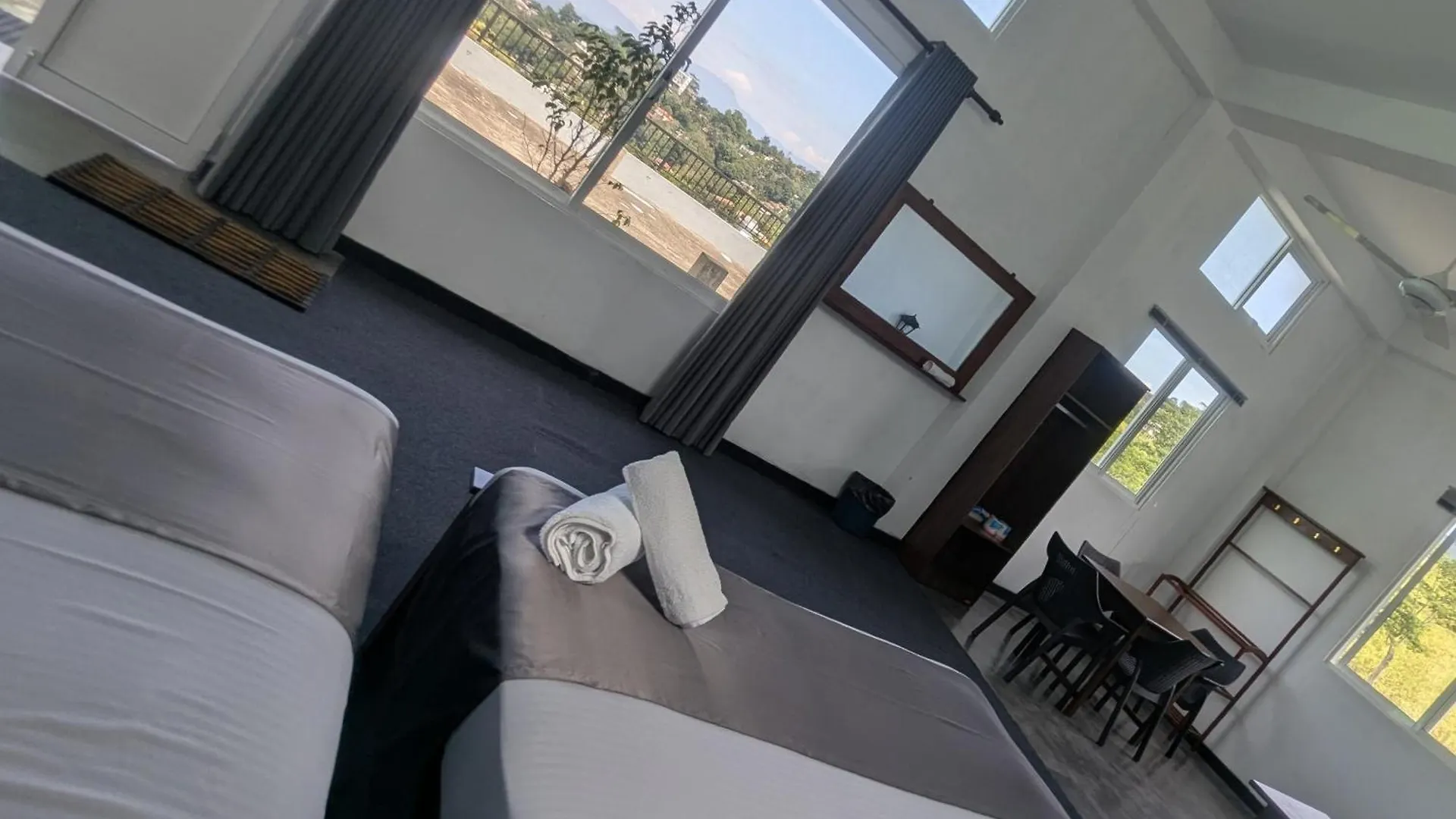 Bed & Breakfast Kandy Alpine Breeze Sri Lanka
